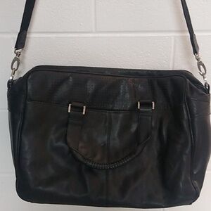 BUXTON GENUINE LEATHER PADDED, LAPTOP BAG 3 ZIPPER, MULTI ORGANIZATION POCKETS